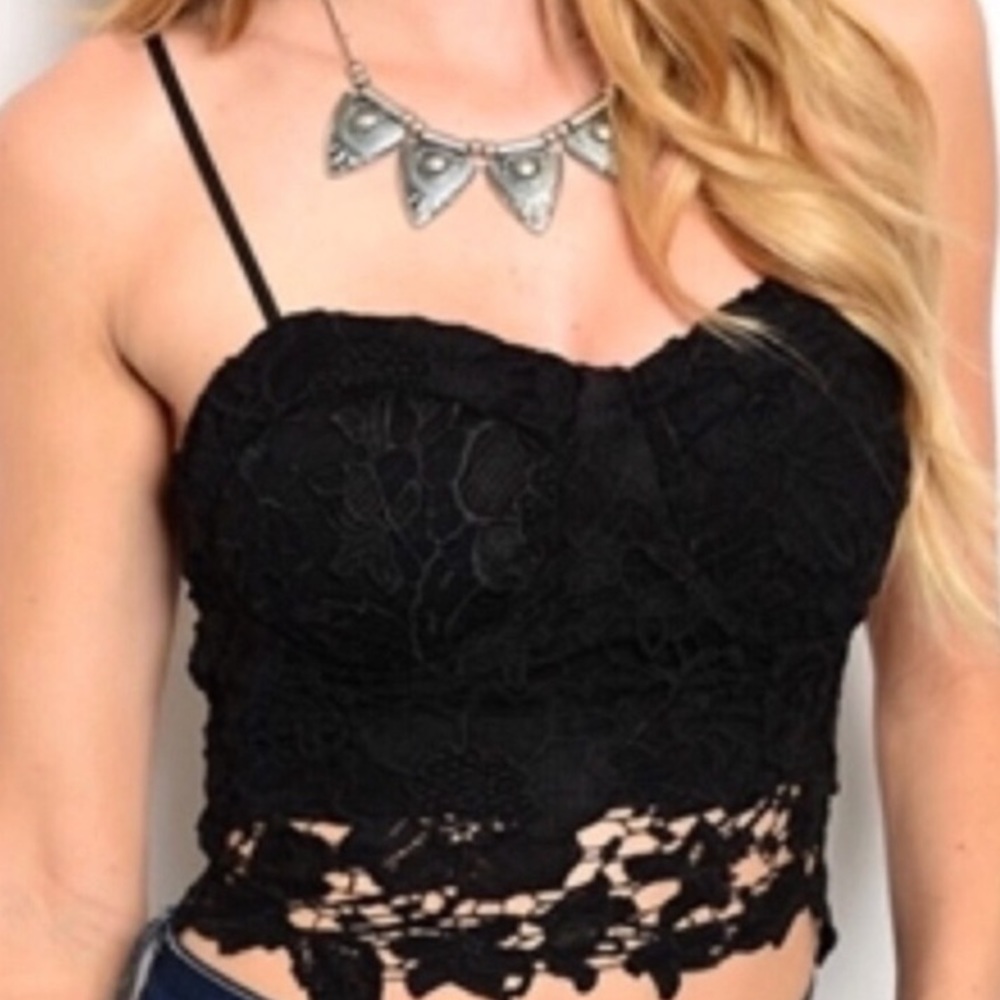 black crop top